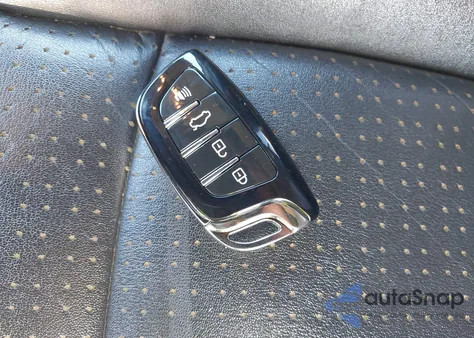 2017 Chevrolet Sonic Premier Auto из США, поврежденный, VIN 1G1JF5SB8H4100973